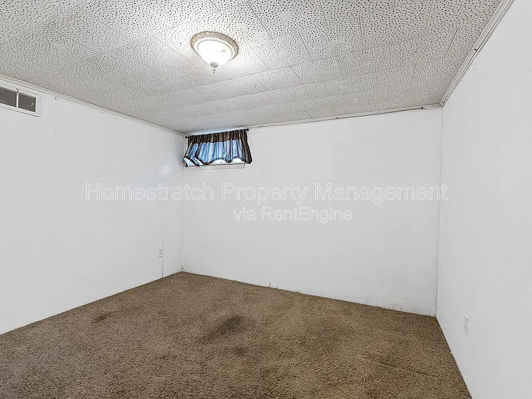 1600 Washington St — Photo 22