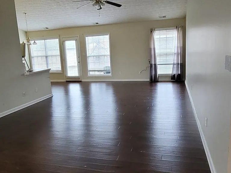 5603 Collington Ct — Photo 14