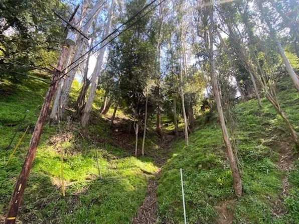 6210 Westover Dr, Oakland, CA 94611