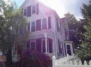 7 Hopkins St, Nashua, NH 03064