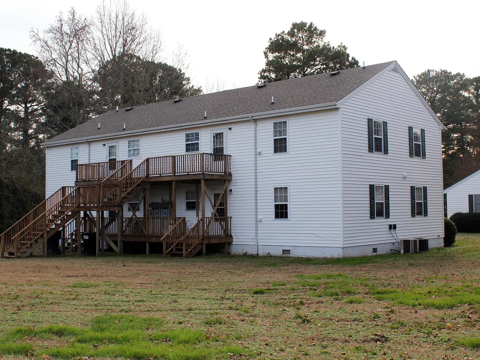 10073 Rogers Dr — Photo 2