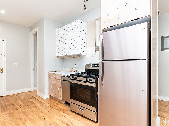 4th image of 301 Quincy St APT 7