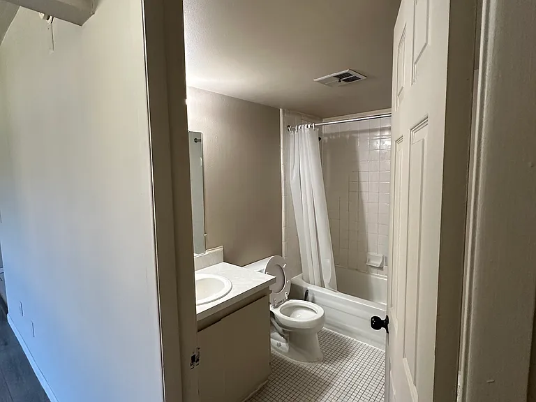 43780 Freeway Dr #104 — Photo 7