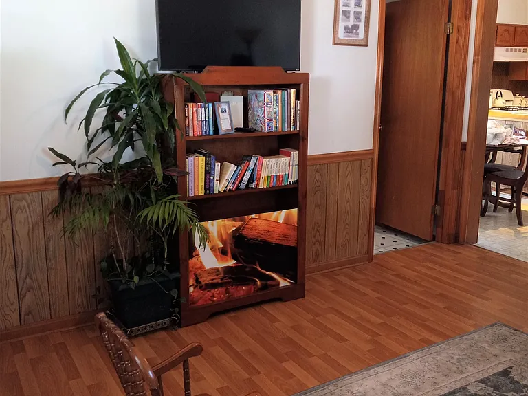 1163 Keezletown Rd — Photo 6