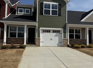 294 Selesia Ln, Pleasant View, TN 37146