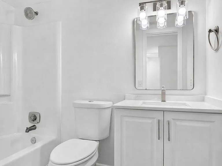 6258 Chasewood Dr #C — Photo 16