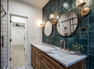 521 Texas St APT 3, Denton, TX 76209