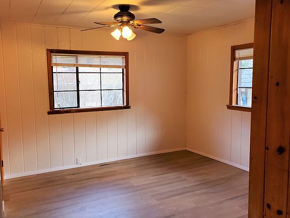 4th image of 10370 Ute Pass Ave #2
