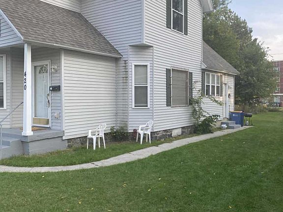 3rd image of 420 Woodlawn St SE