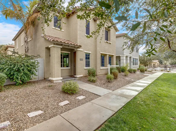 3512 S FALCON Drive, Gilbert, AZ 85297