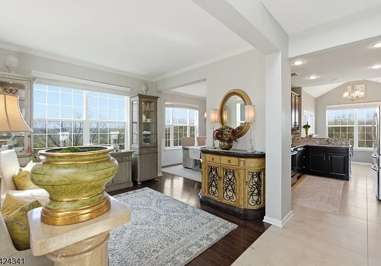 263 Winding Hill Dr — Photo 7