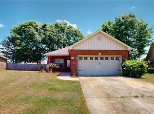 2196 Farrington Loop E, Semmes, AL 36575