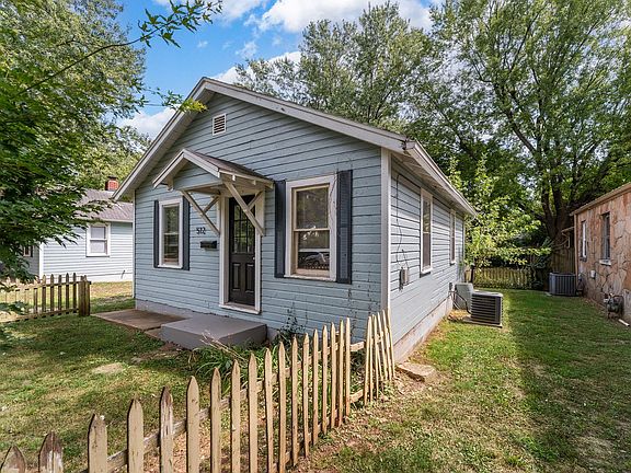 3rd image of 512 E Cozy St