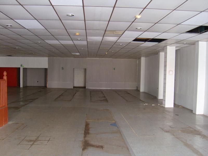 2nd image of 542 Mill St