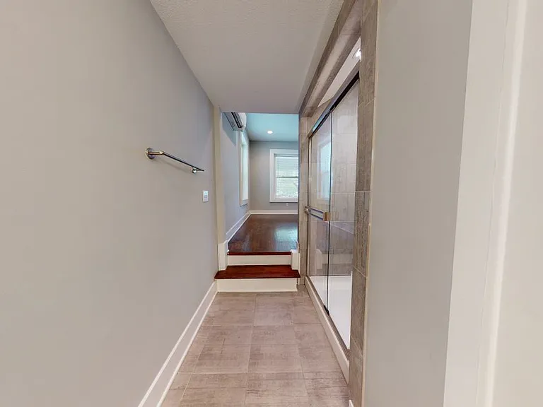 3726 Washington | Charming Updated Apartment — Photo 19