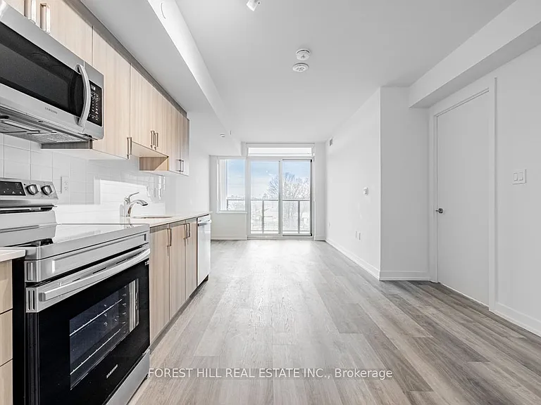 556 Marlee Ave #301 — Photo 15
