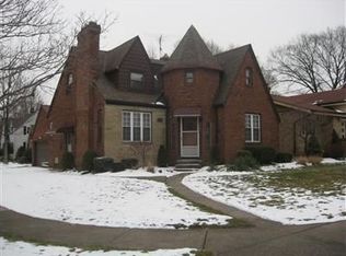 5731 Edgehill Dr, Parma, OH