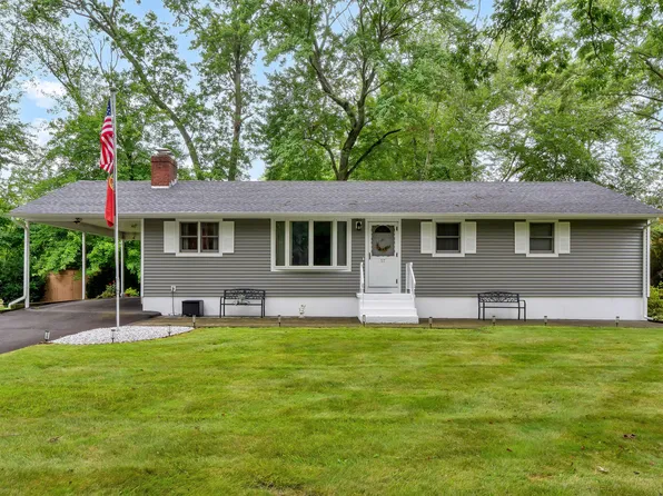 97 Ezra Street, North Haven, CT 06473