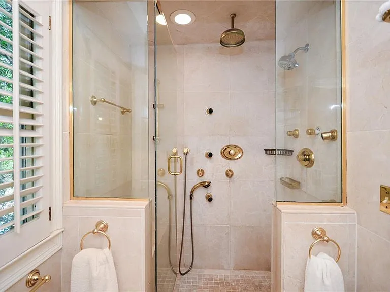 1640 Lazy River Ln — Photo 41