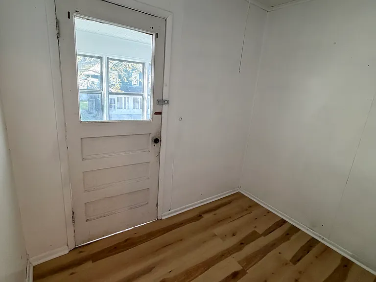 8 Bly St #2 — Photo 7