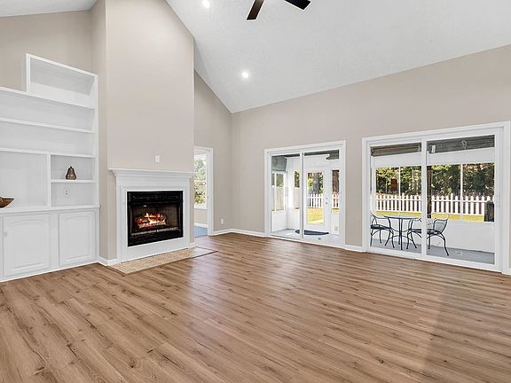 4th image of 113 Ashton Circle