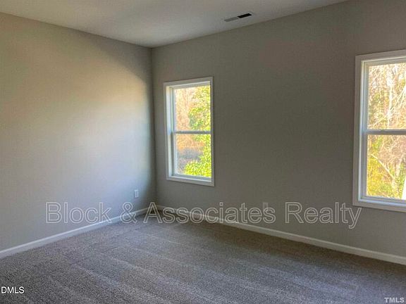 4th image of 3305 Oak Pass Dr