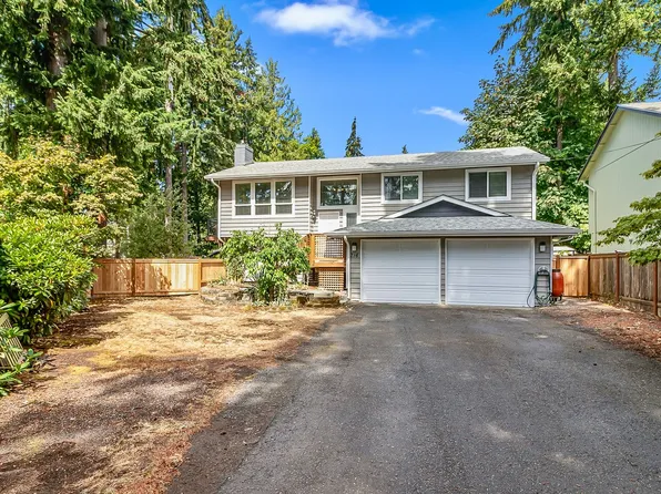 716 N 182nd St, Seattle, WA 98133