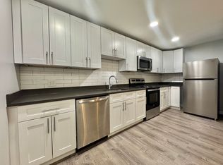 435 Sunderland Rd APT C, Worcester, MA 01604