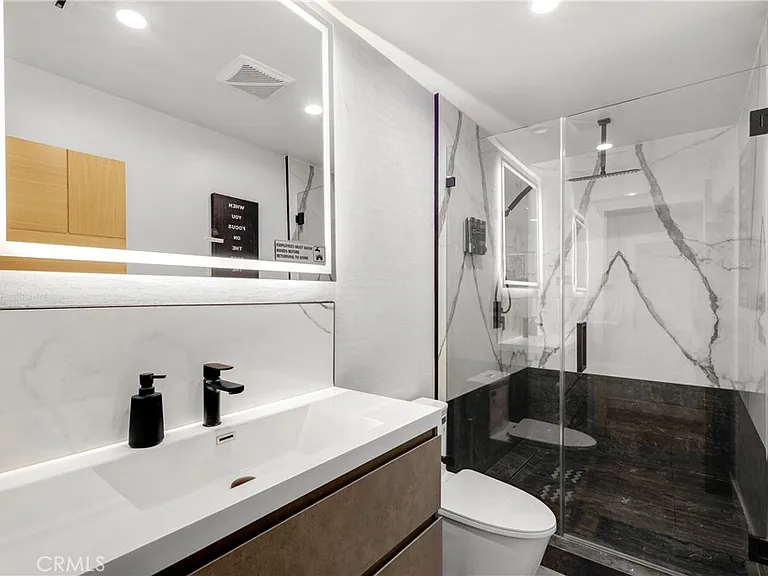 5150 Campo Rd — Photo 14