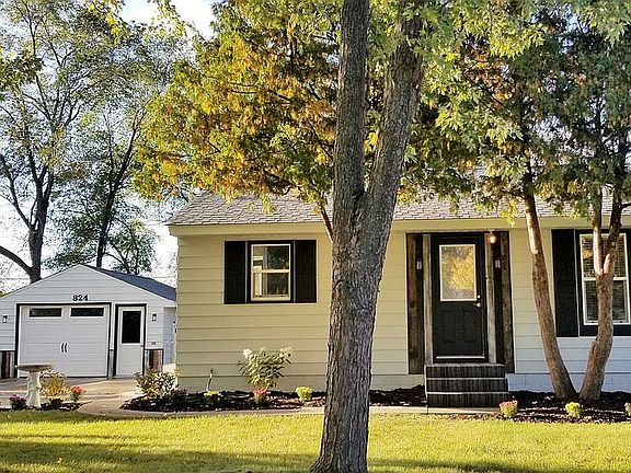 Spacious wooded lot on Park