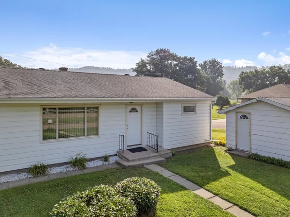 S1578 Lake St, Alma, WI 54610