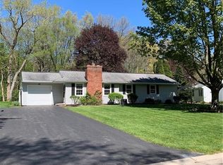 49 Cullens Run, Pittsford, NY 14534