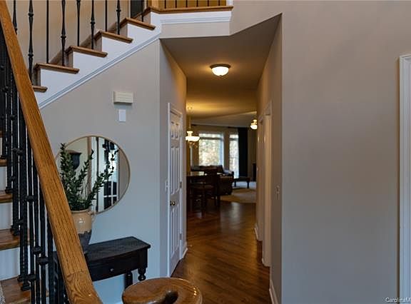 3rd image of 209 Templeton Bay Dr