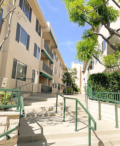 4501 Cedros Ave #117 — Photo 6