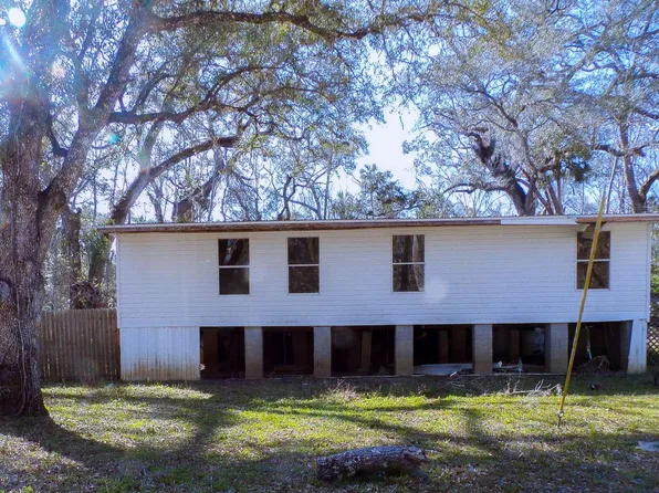 2011 River Rd NE, Steinhatchee, FL 32359