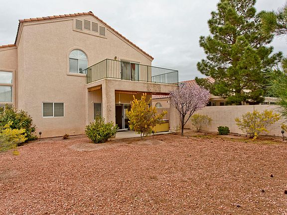 4th image of 3189 Castle Canyon Ave