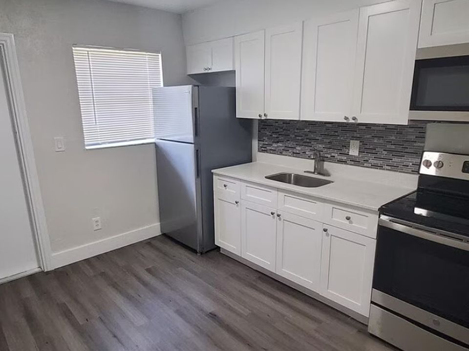 1st image of 821 NW 7th Ave #822-3