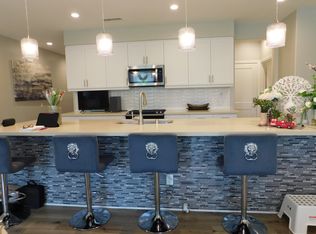 249 Morro Way UNIT 2, Simi Valley, CA 93065