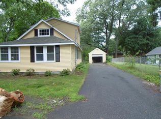 25 Erlandson Rd, Natick, MA 01760
