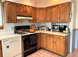 136 Highland Rd #1S, Somerville, MA 02144