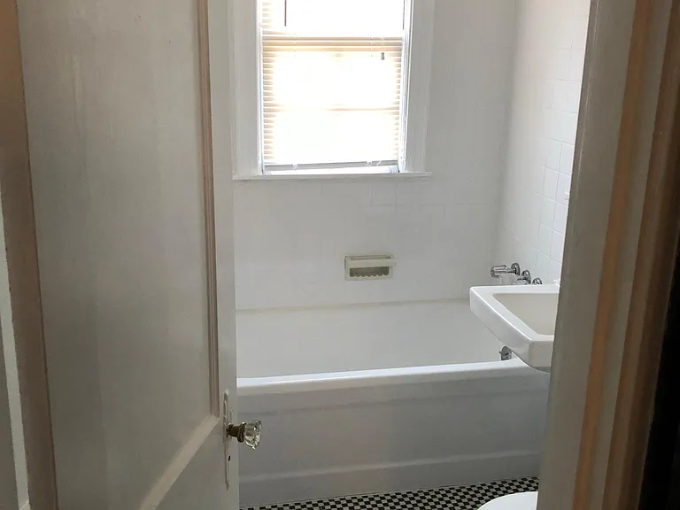 3806 Nanz Ave #2 — Photo 10
