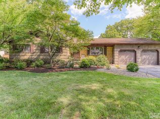 1 Garfield Ct, North Brunswick, NJ 08902