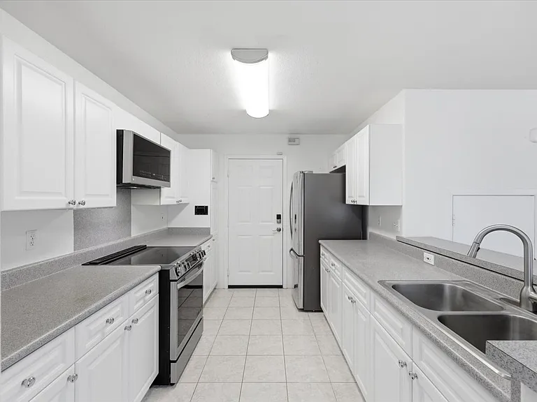 94-1071 Kanawao St — Photo 10