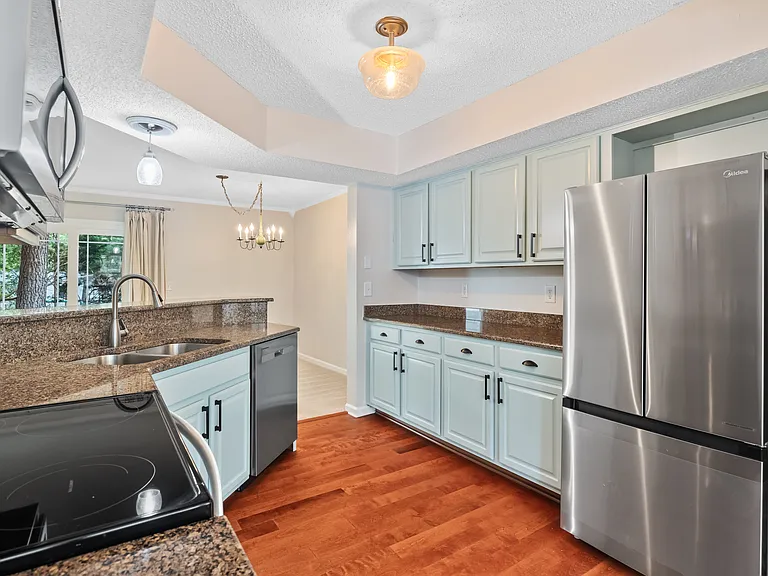 7630 Falcon Rest Cir — Photo 11