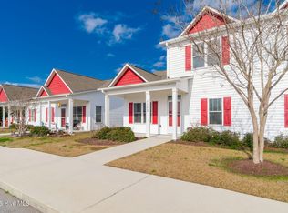 1103 Pirates Landing Dr, Beaufort, NC 28516