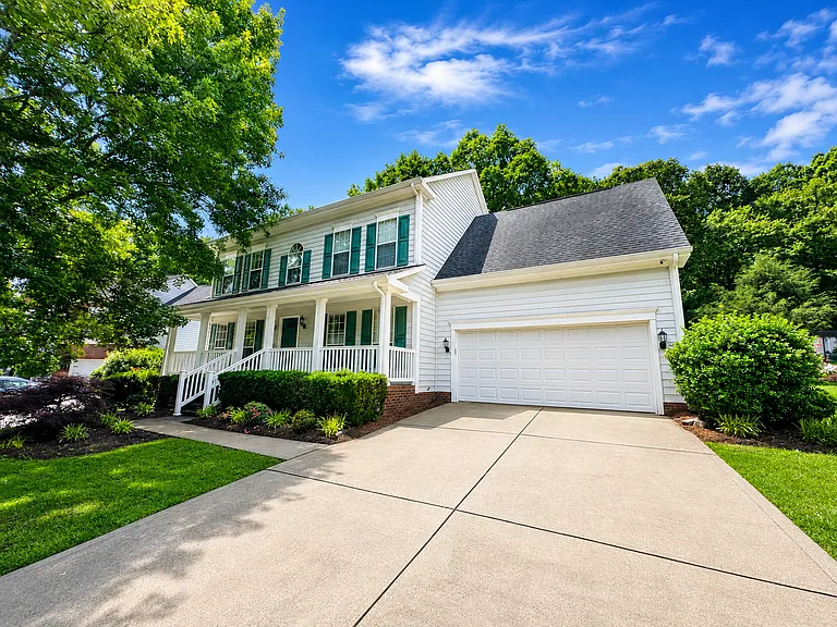 1411 Deer Spring Ct — Photo 2