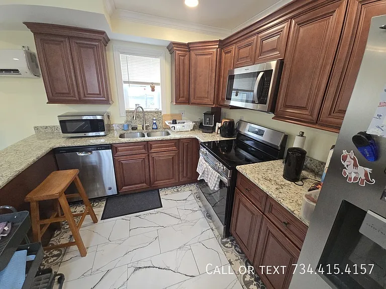 536 Walnut St #1 — Photo 12