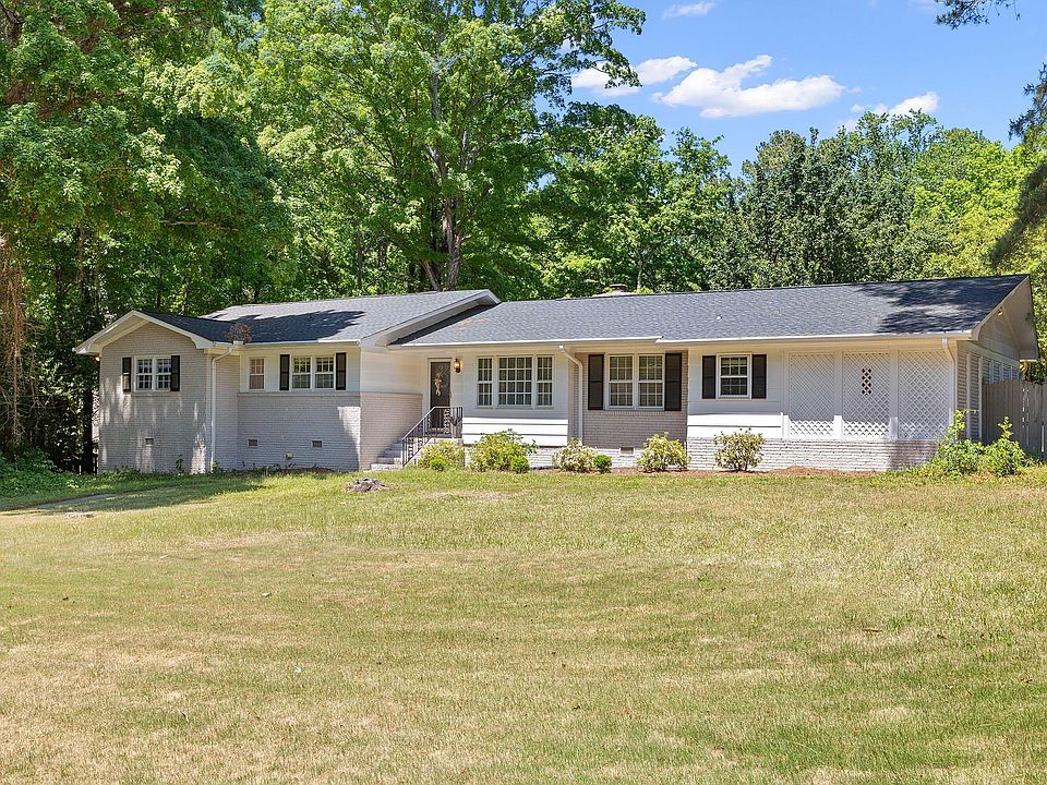 1st image of 2802 Devon Rd