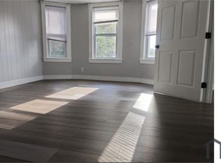104 Norfolk St APT 2, Worcester, MA 01604