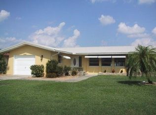2707 SE 18th Ct, Cape Coral, FL 33904